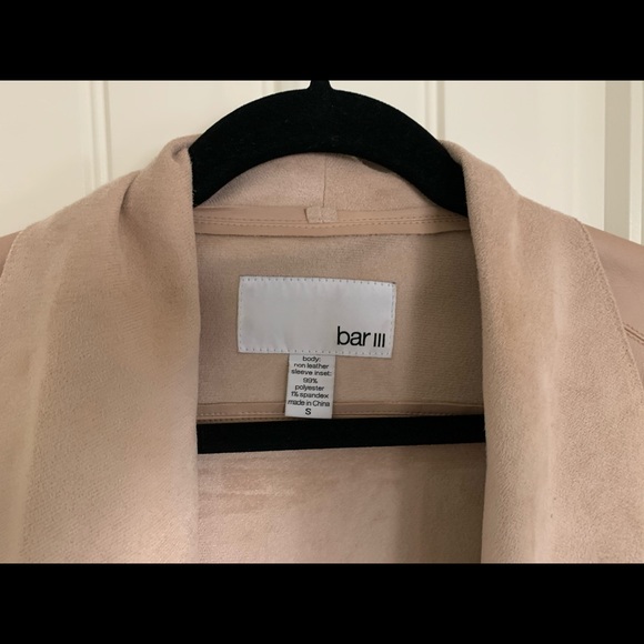 Like New Jacket - Picture 2 of 5